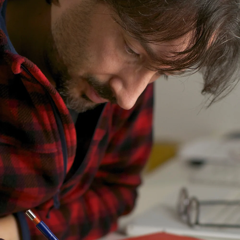 Visionary contemporary artist presenting his digital art ecosystem and independent auction platform